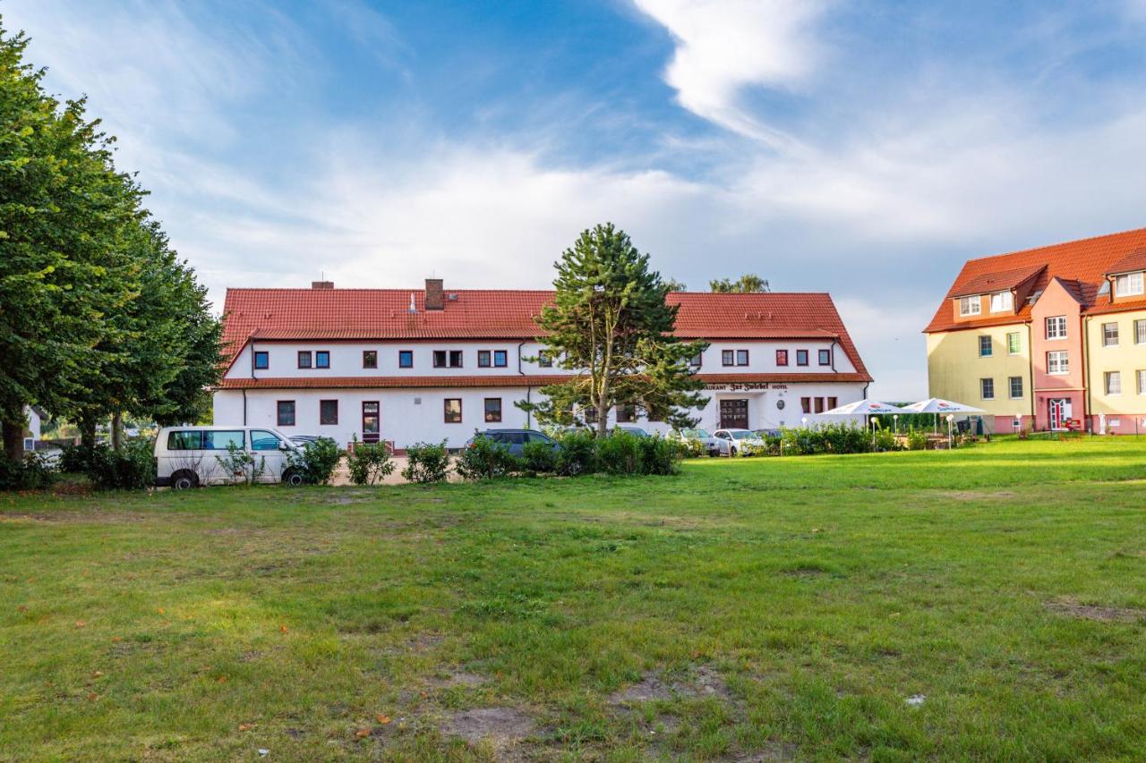 Hotel Und Restaurant "Zur Zwiebel" Peenemunde Zewnętrze zdjęcie