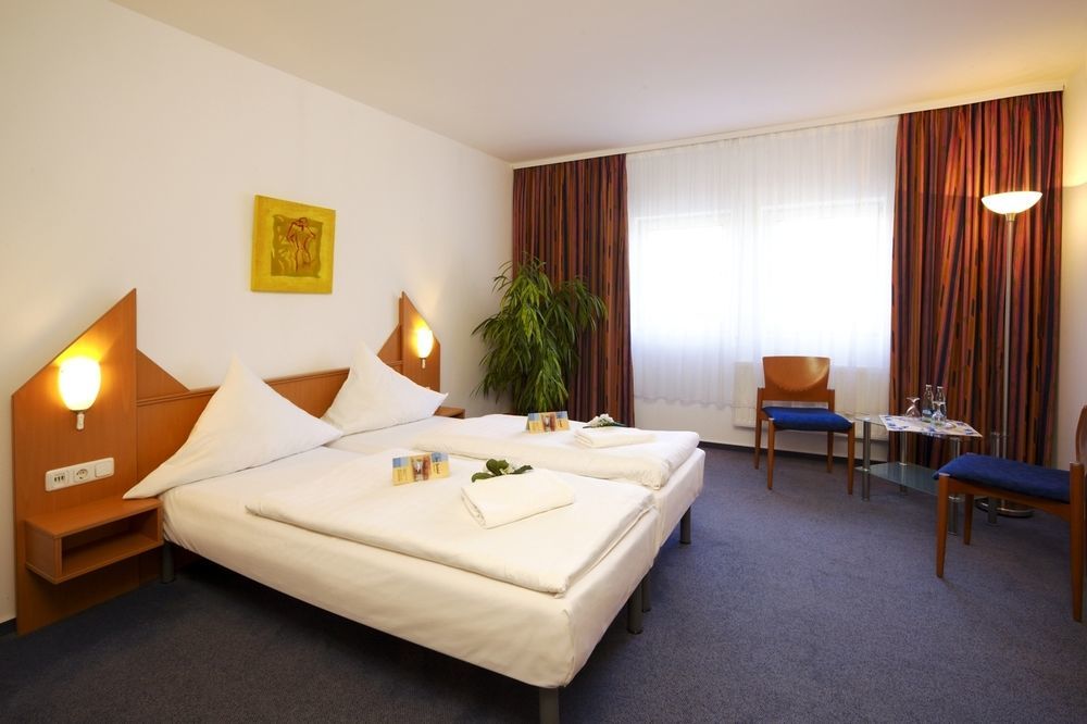 Hotel Und Restaurant "Zur Zwiebel" Peenemunde Zewnętrze zdjęcie